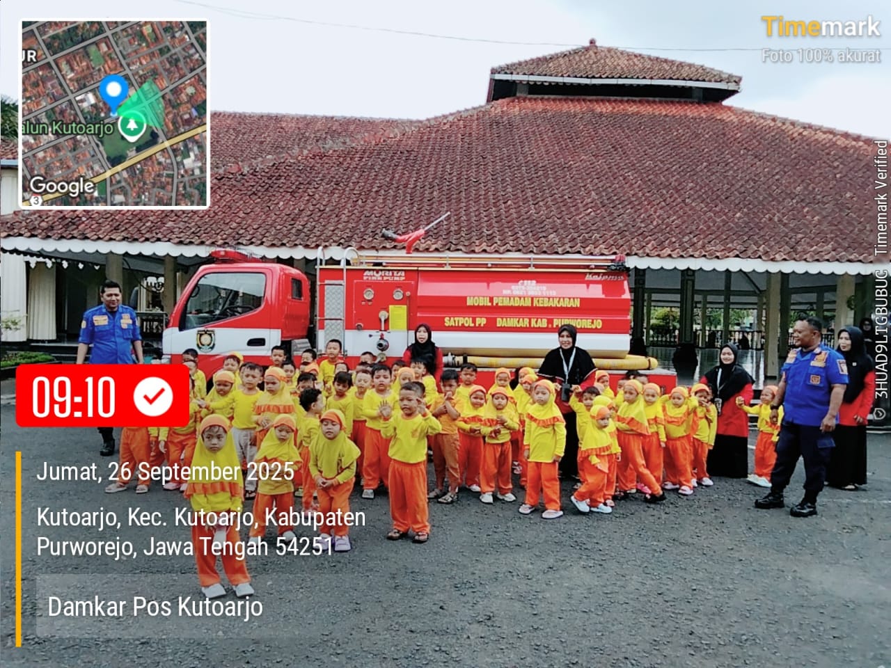 KUNJUNGAN KB AISYIYAH KUTOARJO KE POS DAMKAR KUTOARJO
