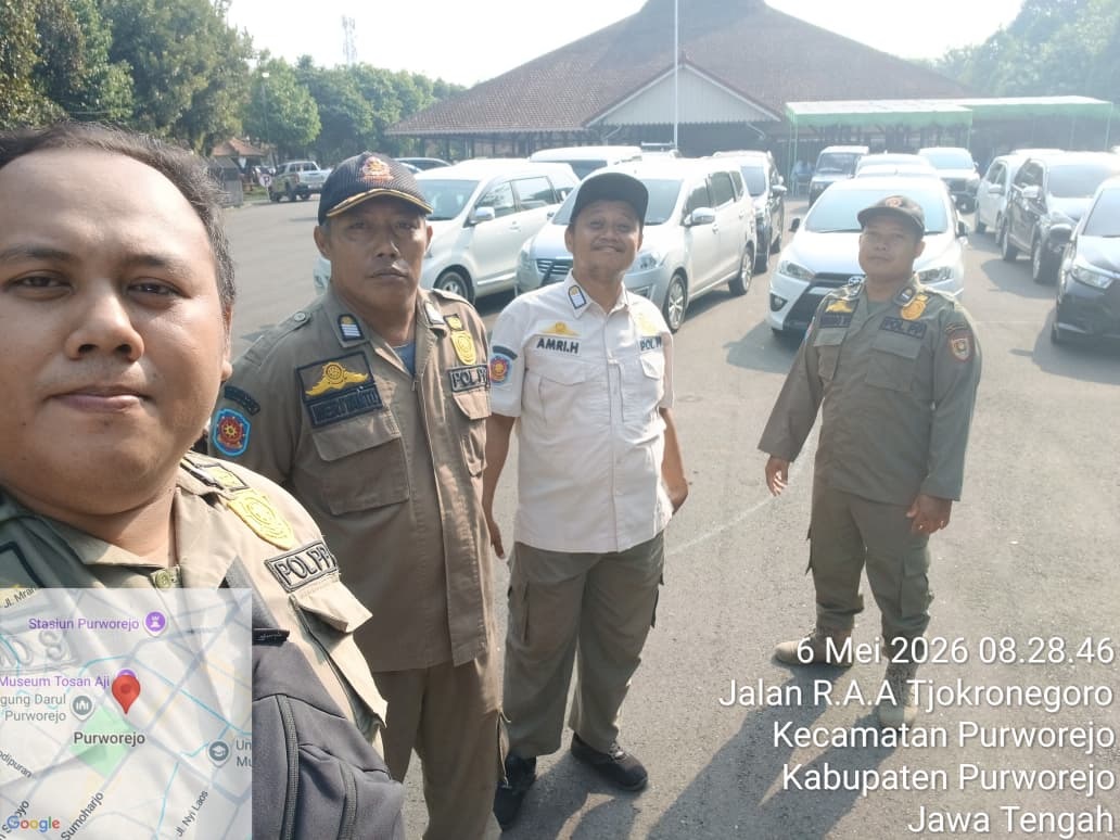 Satpol PP Damkar Melaksanakan Kegiatan Pengamanan Pelepasan Jamaah Haji 1447 H Kabupaten Purworejo Tahun 2026 