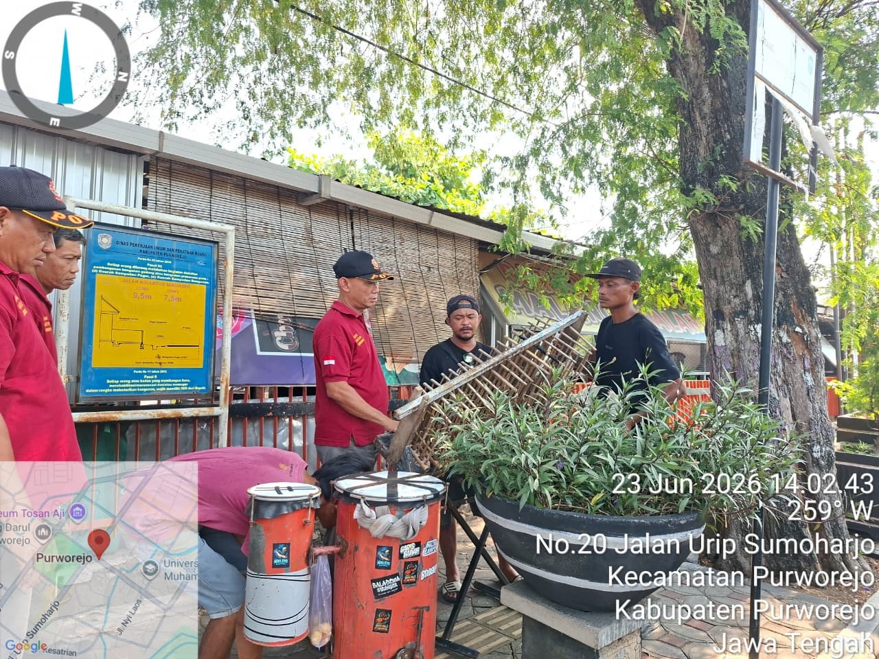 PENINDAKAN BADUT DAN PENGAMEN DI WILAYAH KABUPATEN PURWOREJO